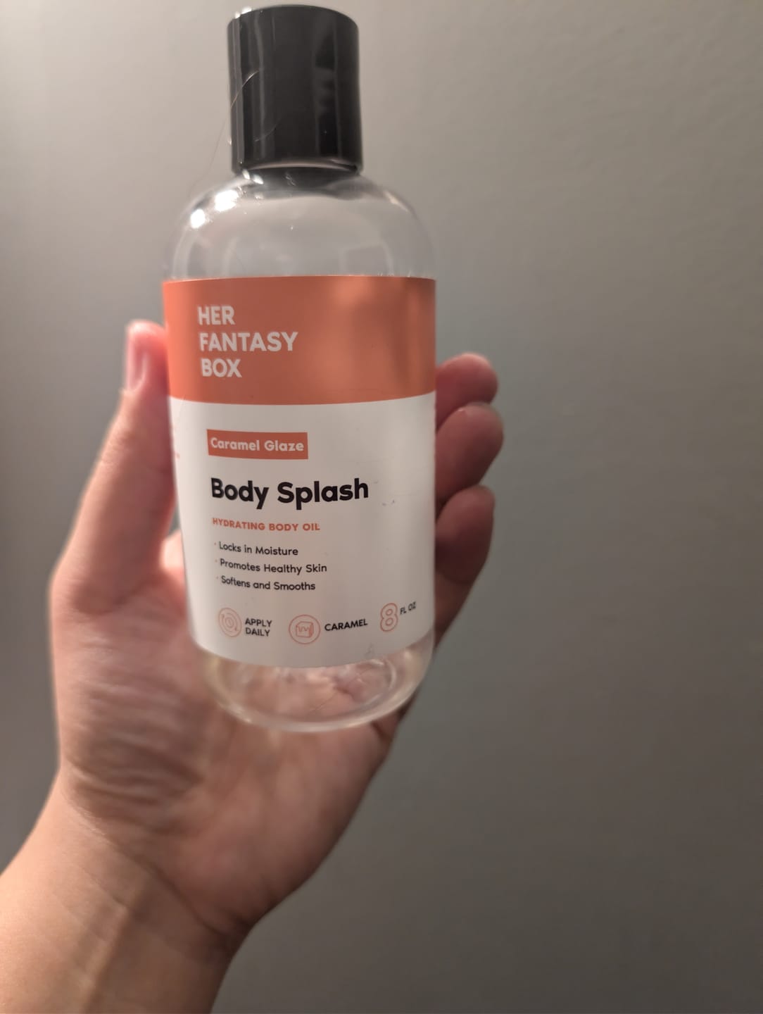Customer photo review of Body Splash - Skin Smoothing Body Oil (Caramel Glaze)