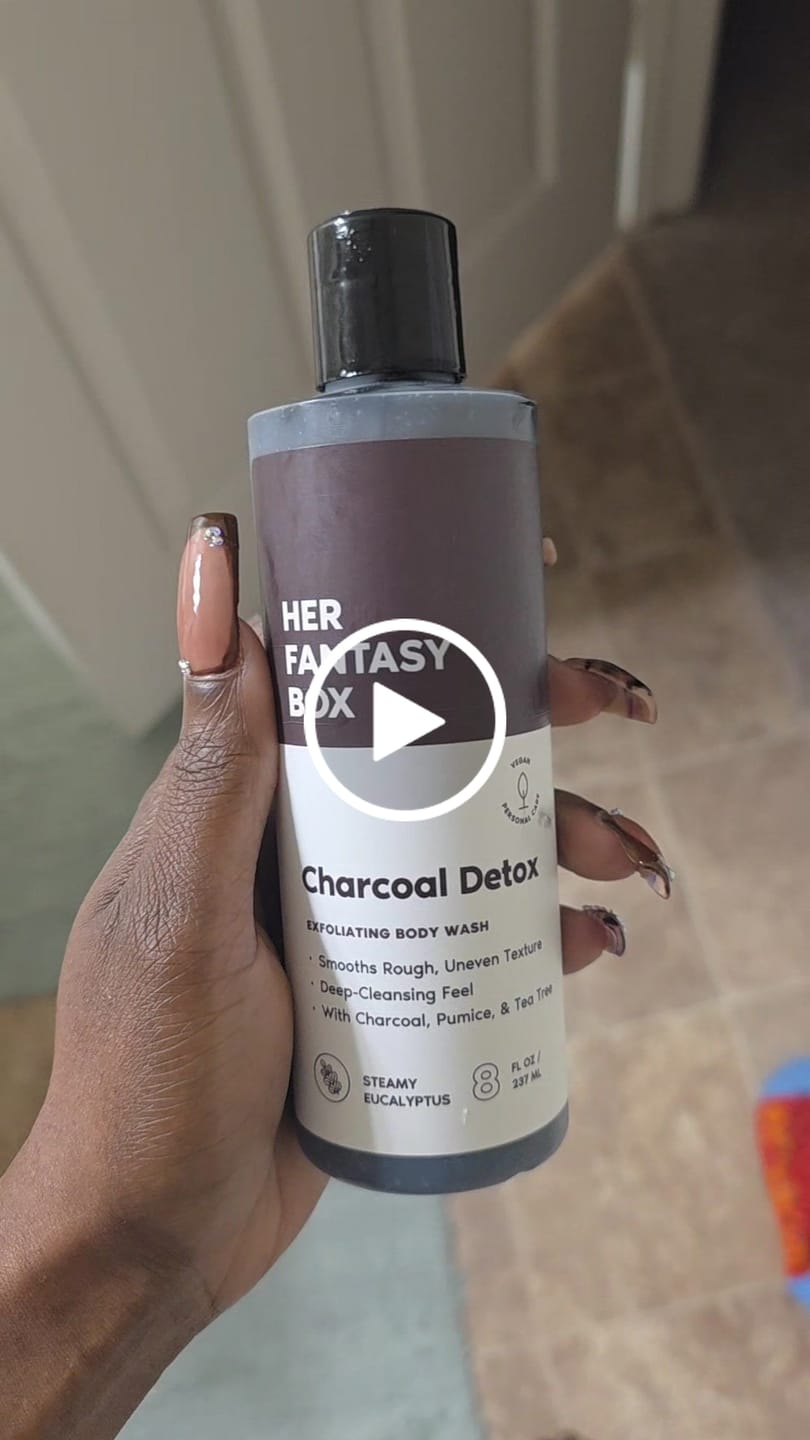 Customer photo review of Body Splash - Skin Smoothing Body Oil (Blueberry Créme)