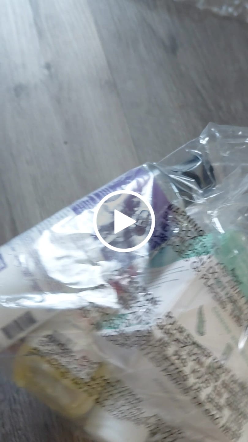 Customer photo review of Her Fantasy Box Soft & Clean Body Hygiene Kit