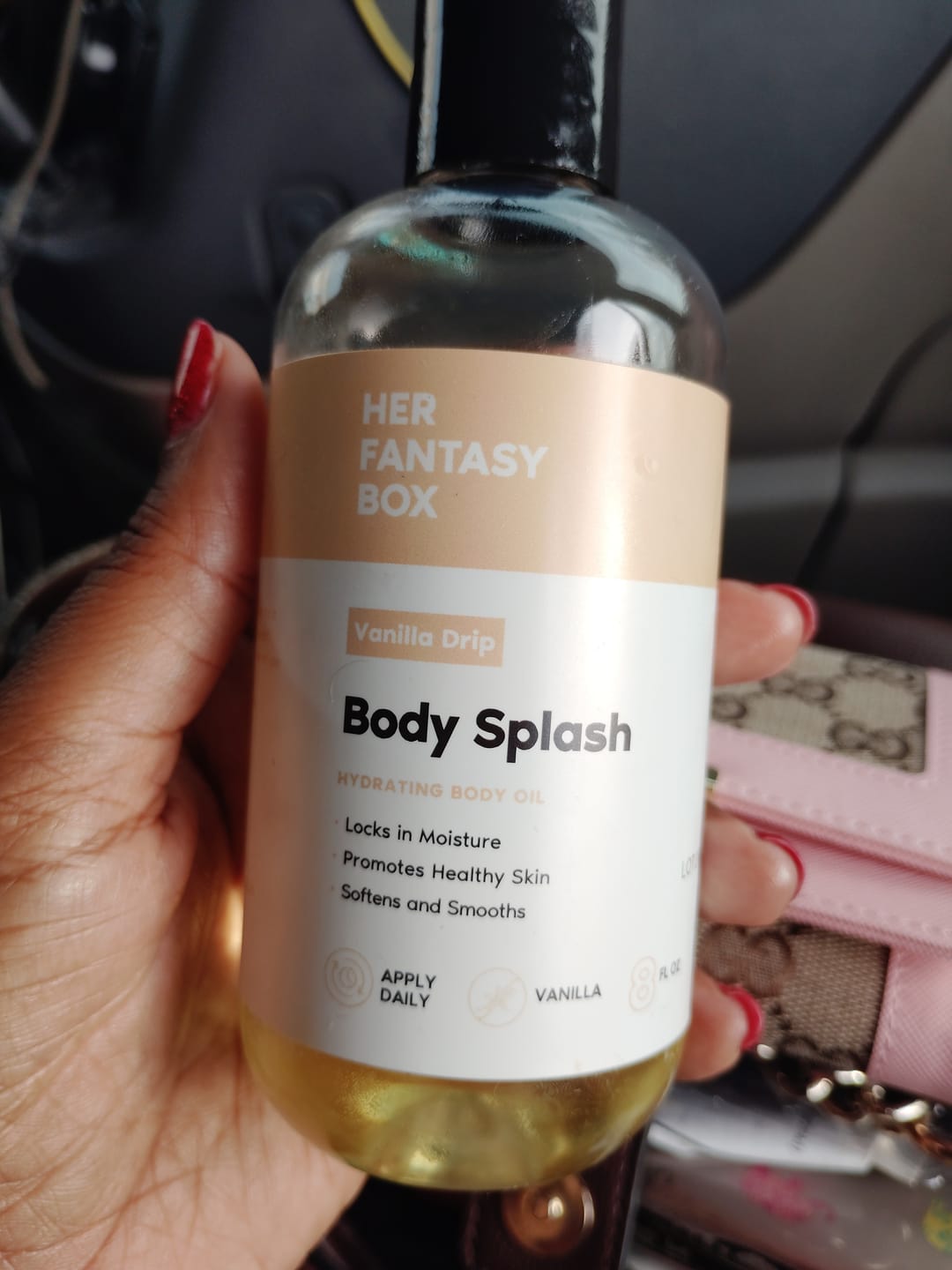 Customer photo review of Body Splash - Skin Smoothing Body Oil (Vanilla Drip)