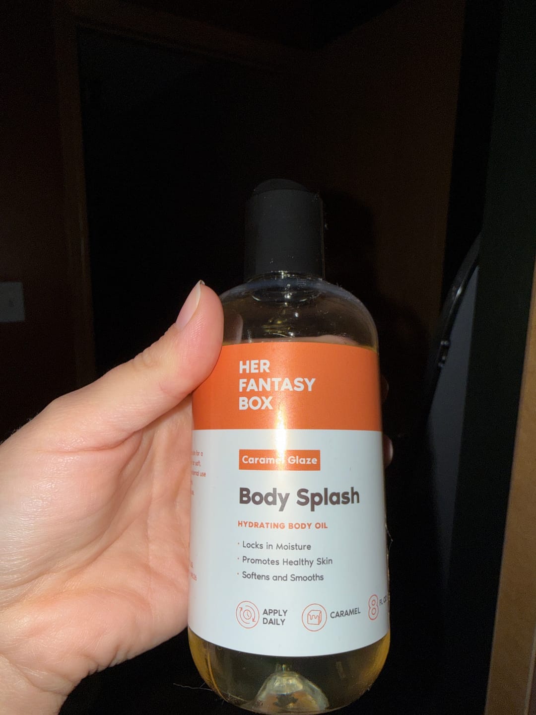 Customer photo review of Body Splash - Skin Smoothing Body Oil (Caramel Glaze)