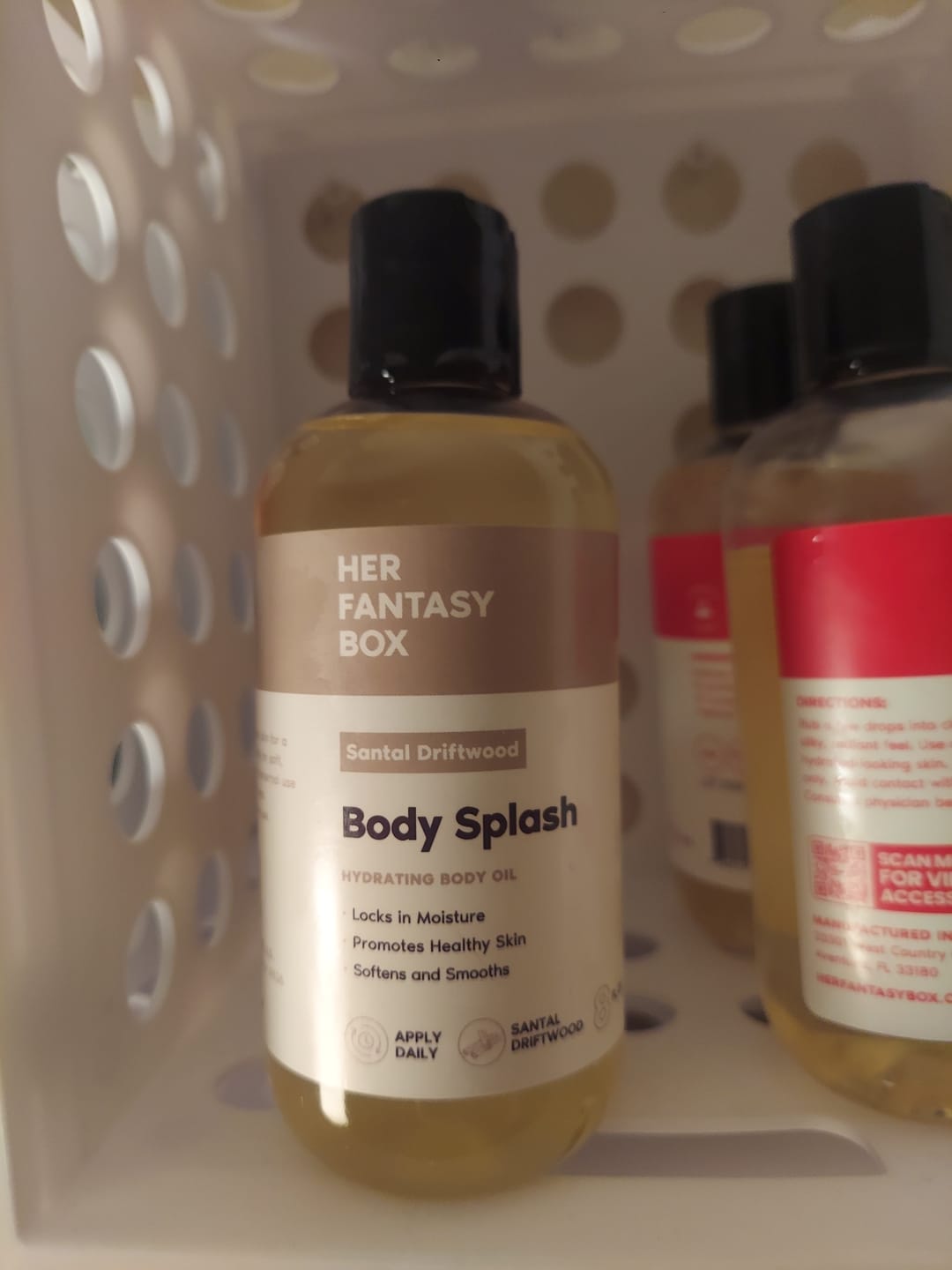 Customer photo review of Body Splash - Skin Smoothing Body Oil (Vanilla Drip)