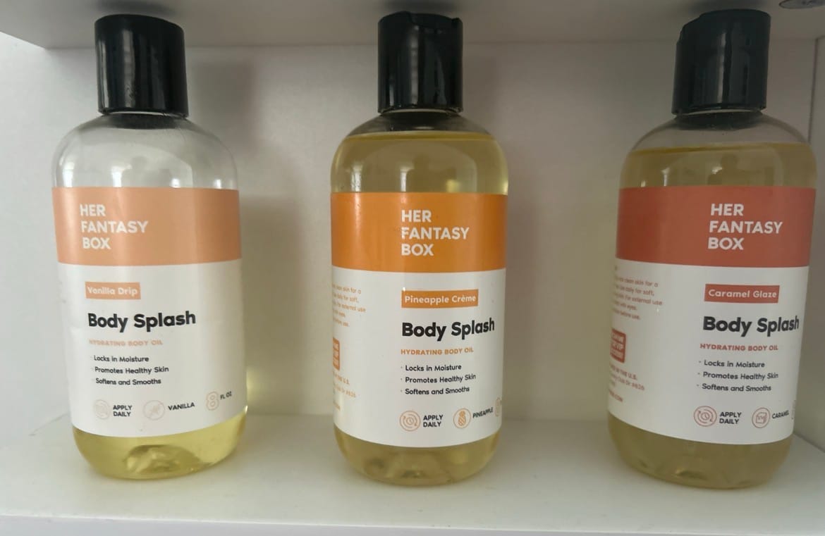 Customer photo review of Body Splash - Skin Smoothing Body Oil (Caramel Glaze)